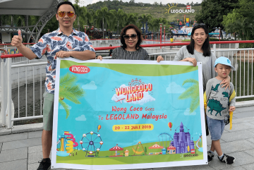 Wong Coco Goes To Legoland Malaysia